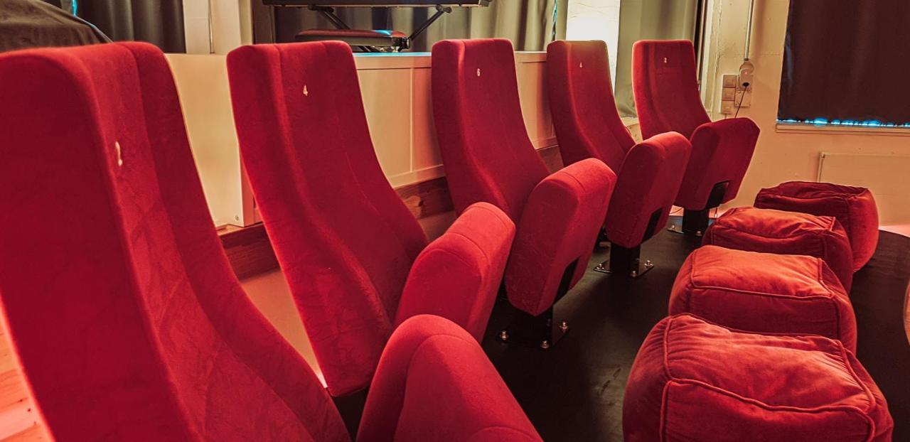Loft With Home Cinema Triesenberg Exterior foto
